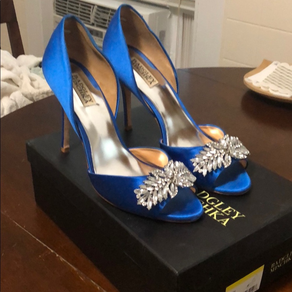 Badgley Mischka royal blue heels